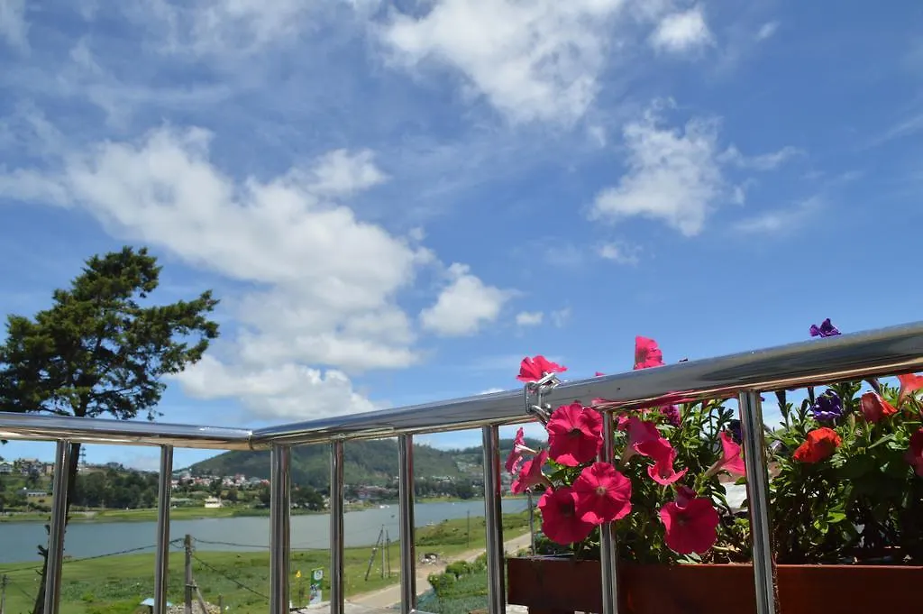 Royal Hills Nuwara Eliya Hotel