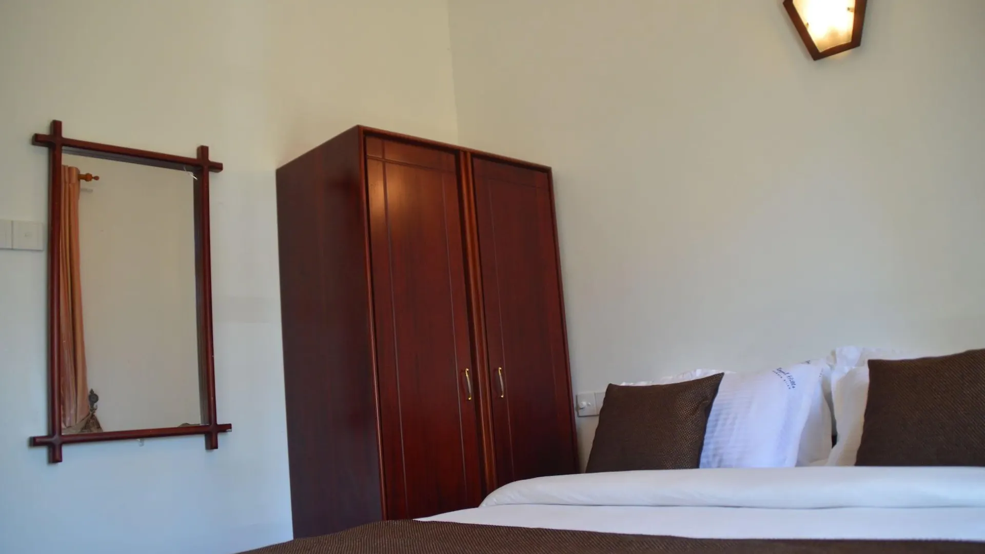 Royal Hills Nuwara Eliya Hotel