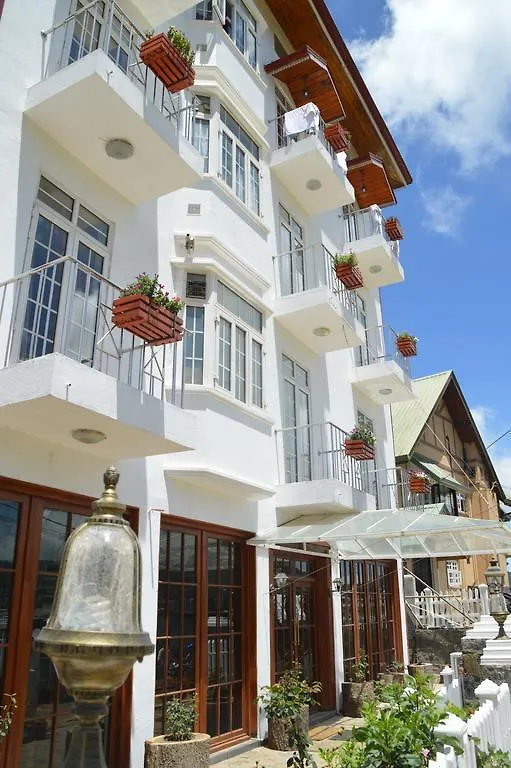 Royal Hills Nuwara Eliya Hotel
