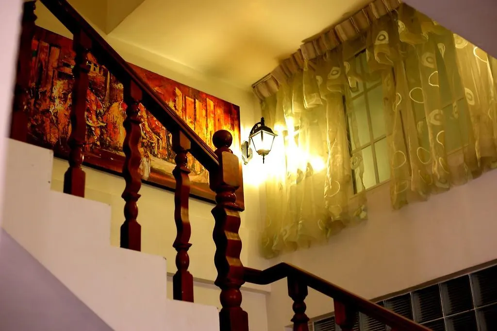 Royal Hills Nuwara Eliya Hotel 3*,