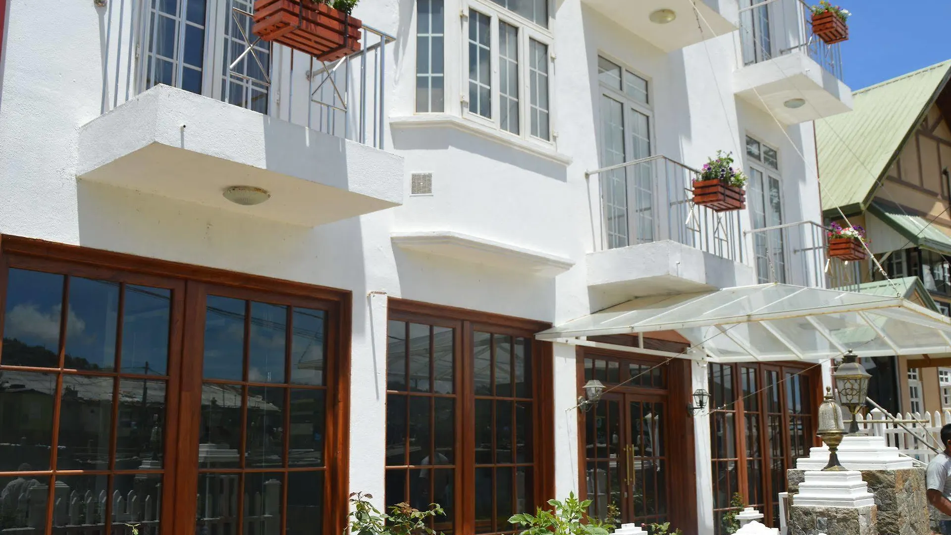 Royal Hills Nuwara Eliya Hotel